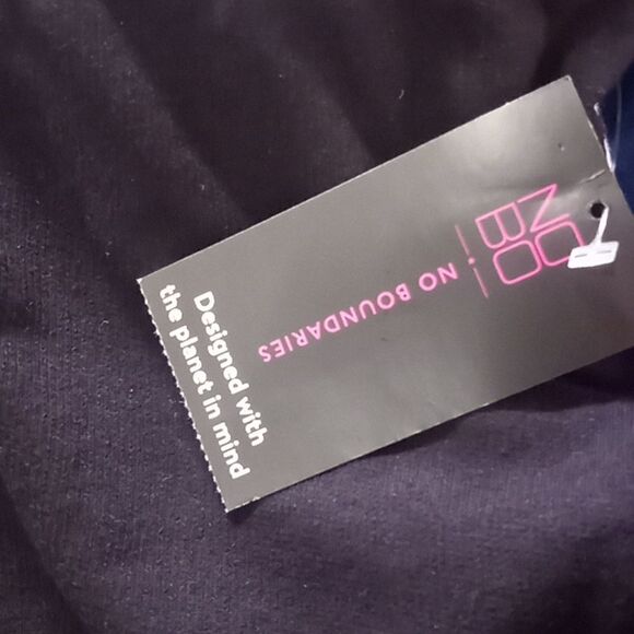 Womens Small Core Shorts - Picture 3 of 3